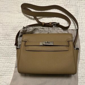 Herme so Kelly messenger bag